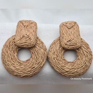 ✨2/$10✨ Handmade Raffia Door Knocker Natural Fiber Statement Artisanal Earrings